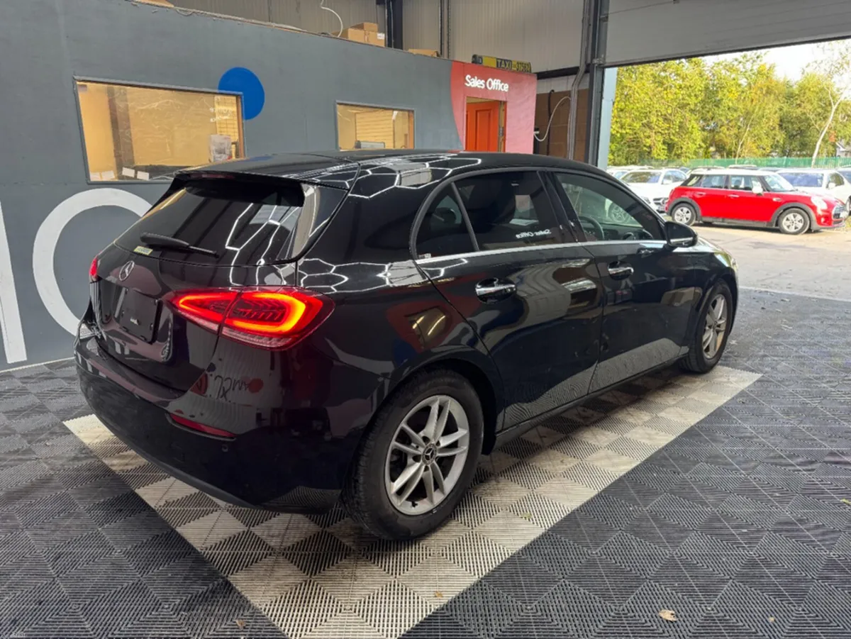 Mercedes-Benz A-Class 2019 MERCEDES-BENZ A180 STYL - Image 3