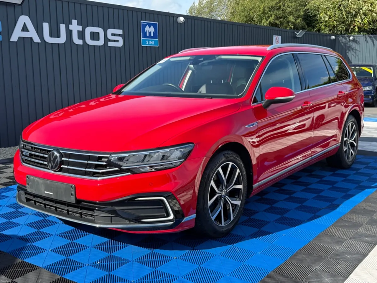 Volkswagen Passat GTE - 1.4L PETROL PLUG IN HYBRID - Image 2