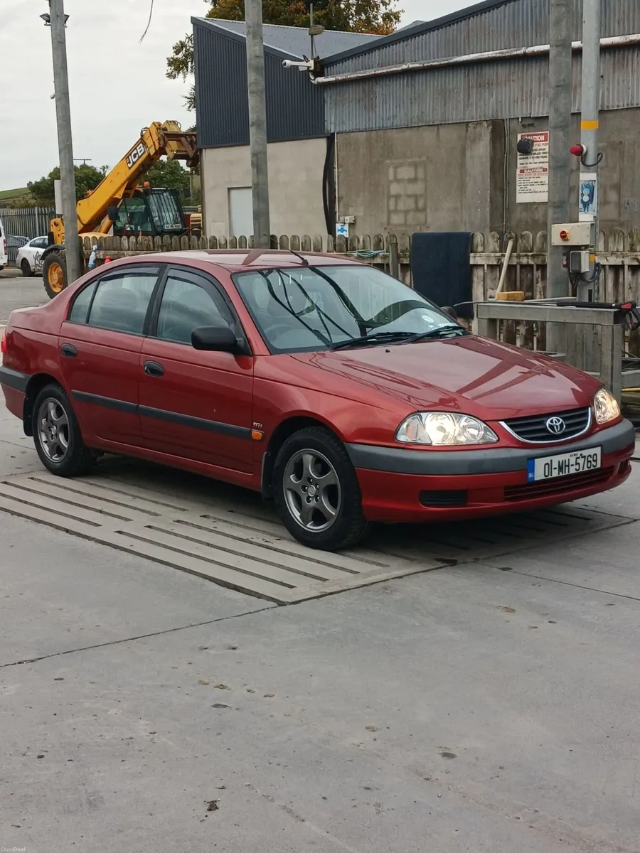 01' Toyota automatic! - Image 1