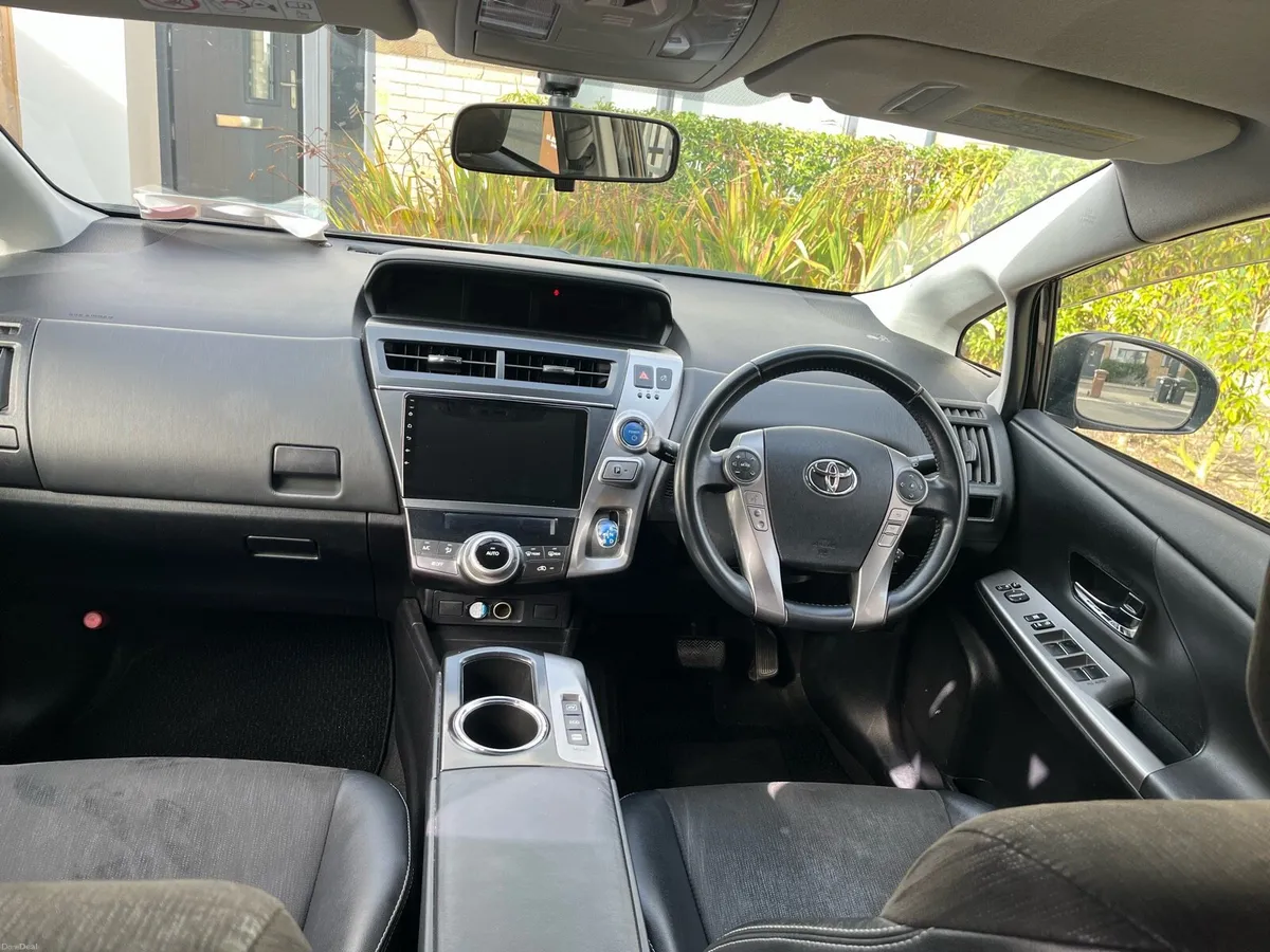 2015 Toyota Prius Alpha (petrol hybrid 7 seater) - Image 5