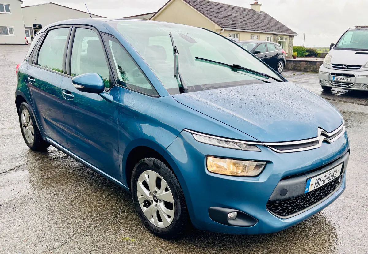 Citroen C4 Picasso 2015 IMMACULATE - Image 4