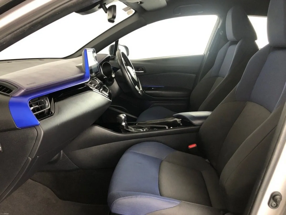 Toyota C-HR C-HR HYBRID LUNA SPORT - Image 6