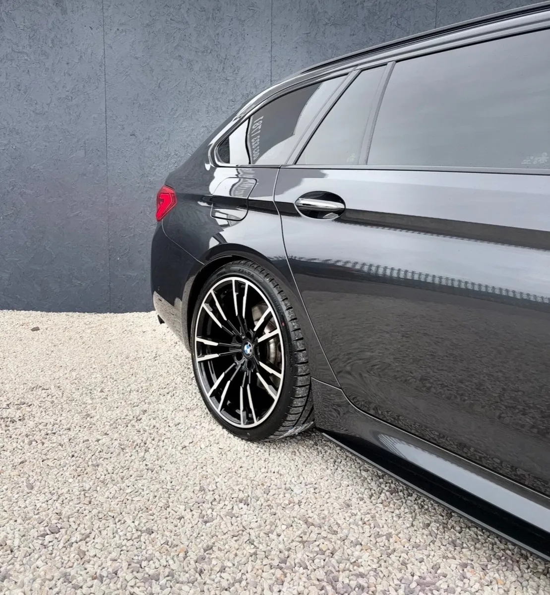 BMW 5 Series 2.0 G31 Estate M Sport Automatic - Image 3