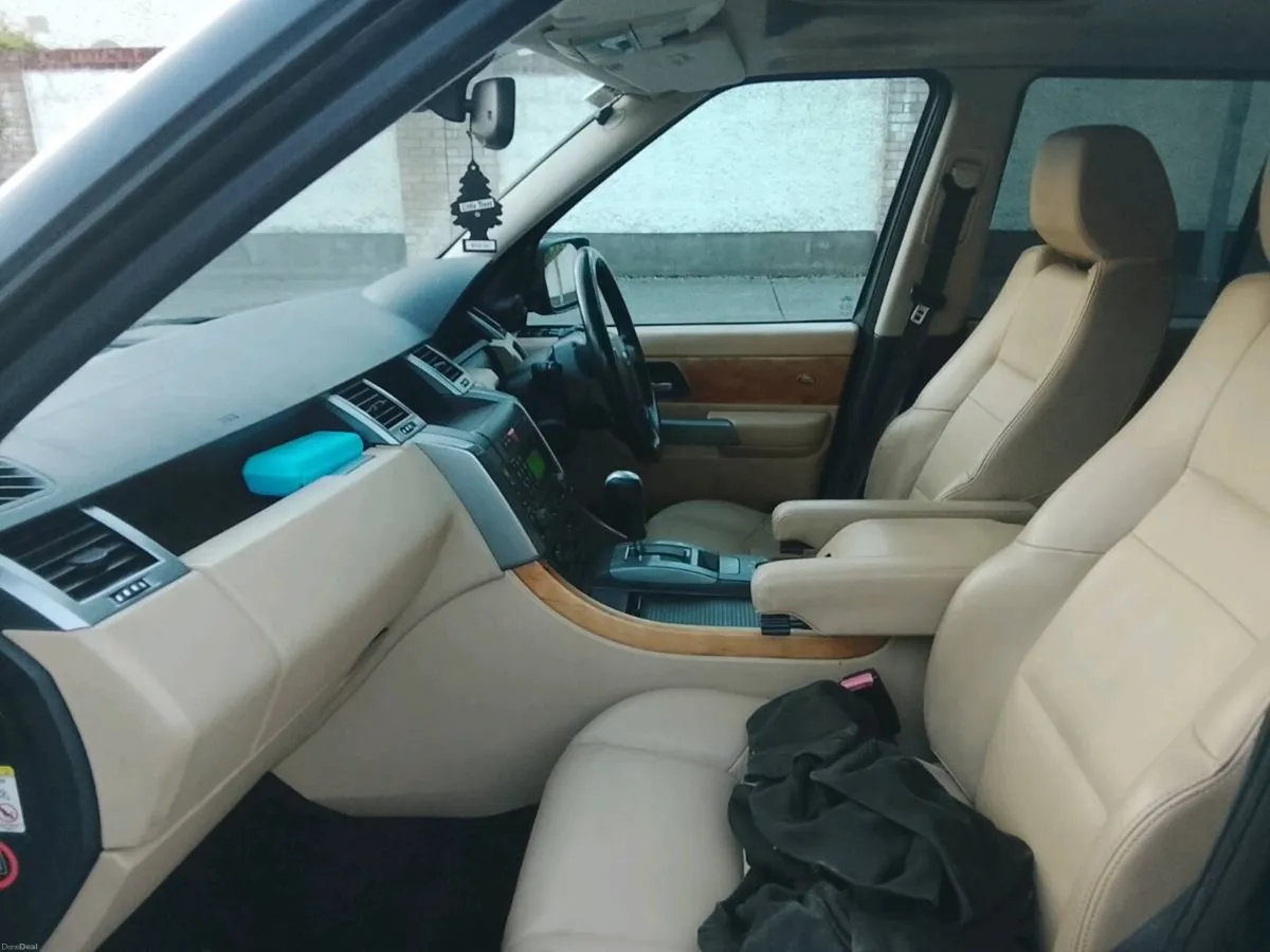 Range Rover sport - Image 3