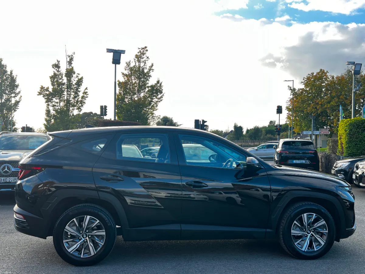 Hyundai Tucson 1.6D MHEV COMFORT PLUS *IRISH CAR* - Image 4
