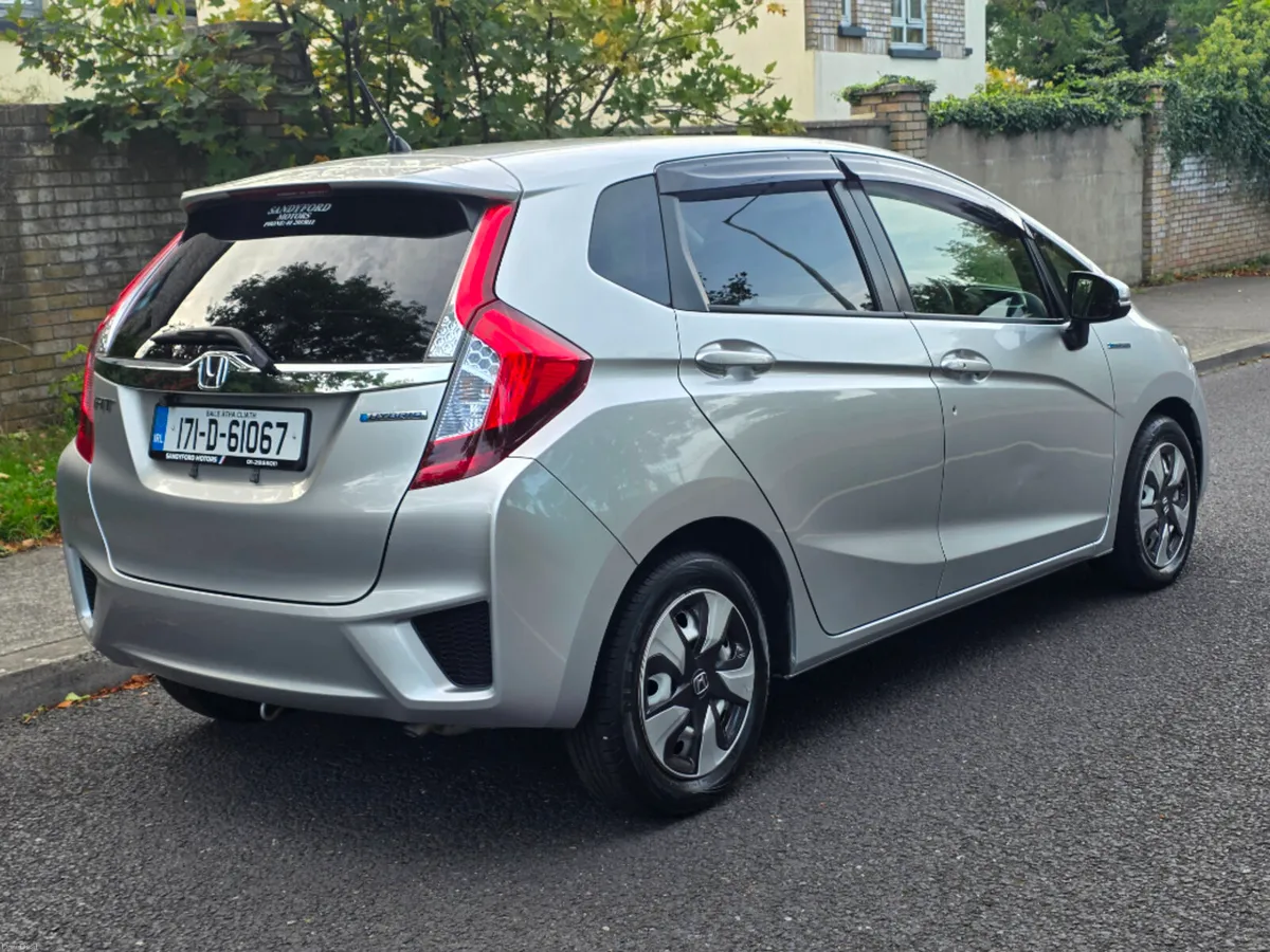 Honda Fit Daa-gp5 Hybrid 5DR Auto - Image 3
