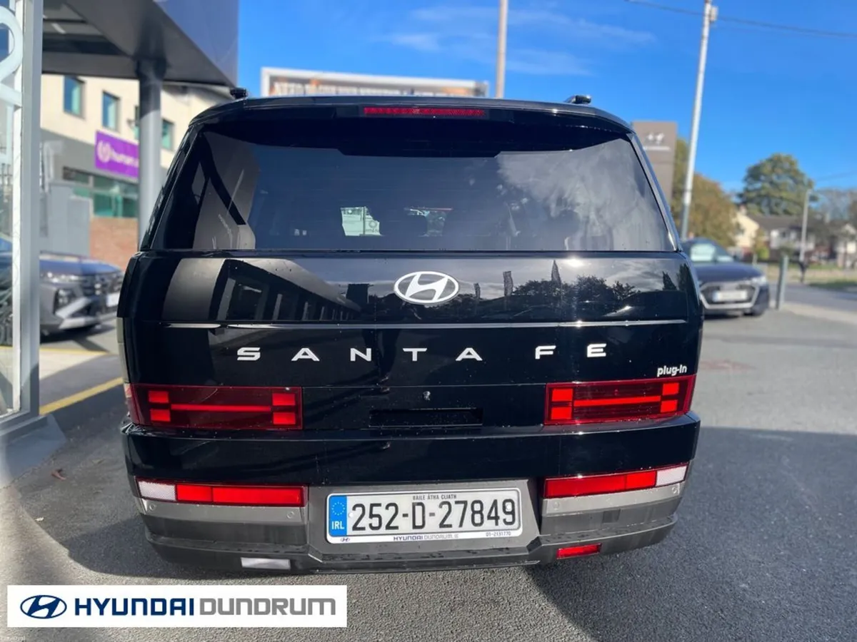 Hyundai Santa Fe Premium Phev 265PS 7S - Image 5