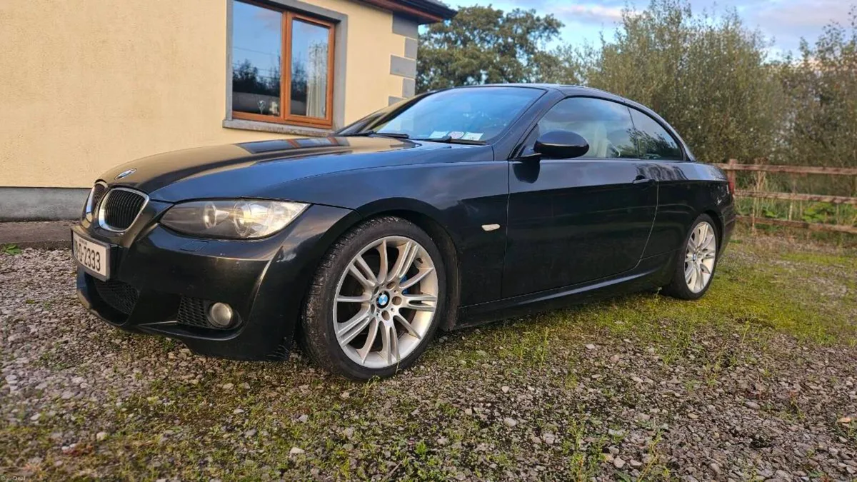 Bmw 320i msport convertible - Image 2