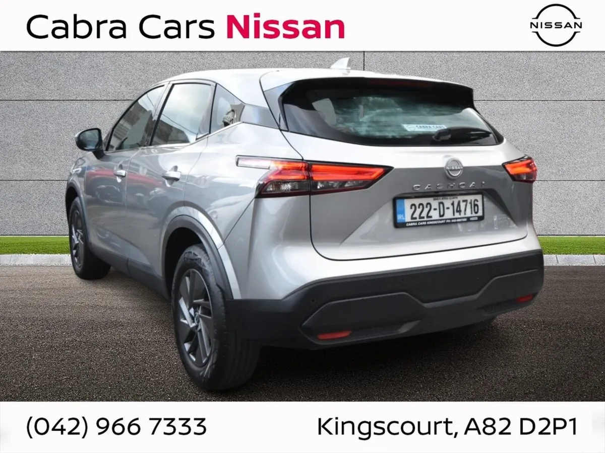 Nissan Qashqai 1.3 Hybrid SV - Image 4