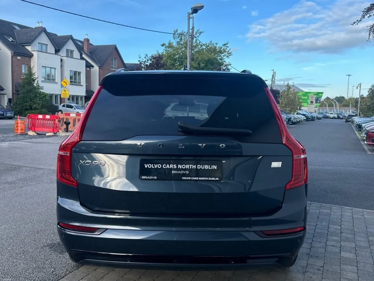 Volvo XC90 XC90 T8 Ultimate Dark Recharge AWD PHEV - Image 5