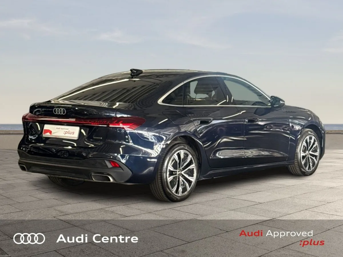 Audi A5 E-HYBRID Q 220KW SE - Image 3