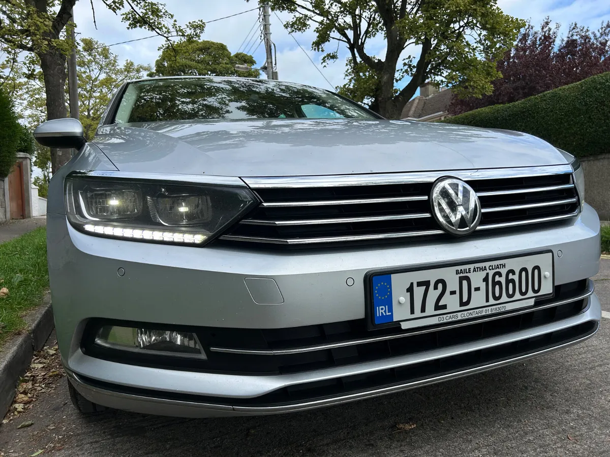 2017 VOLKSWAGEN PASSAT HIGHLINE PARKING CAMERA - Image 1