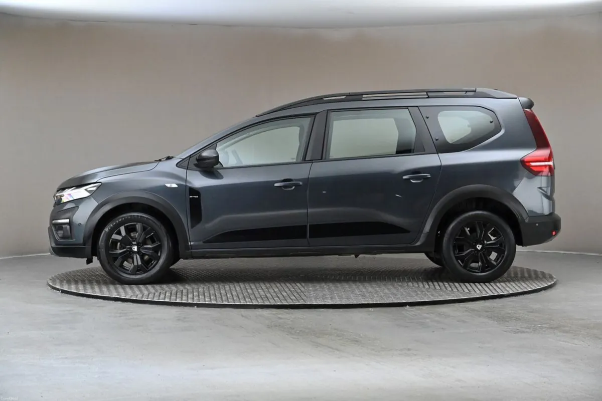 Dacia Jogger 1.0 TCE EXTREME SE LIMITED EDITION 6S - Image 5