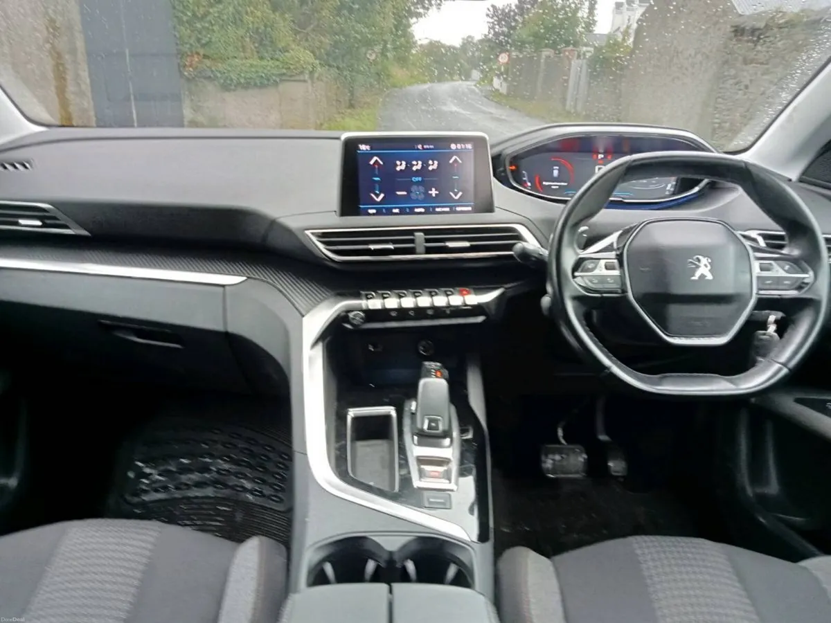 Peugeot 3008 - Image 6