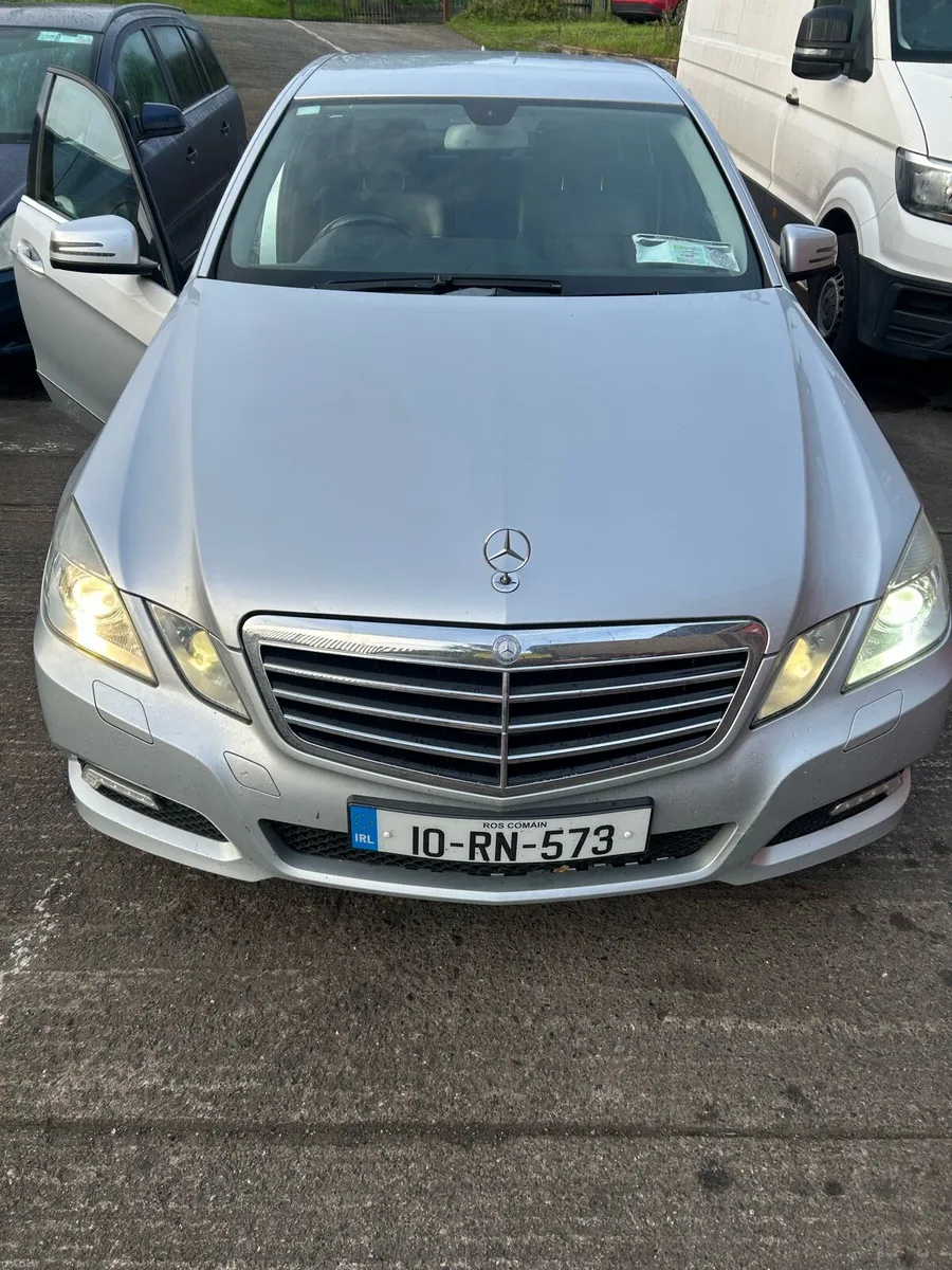 2010 MERCEDES E 200 CDI AVANT GARDE AUTO - Image 2