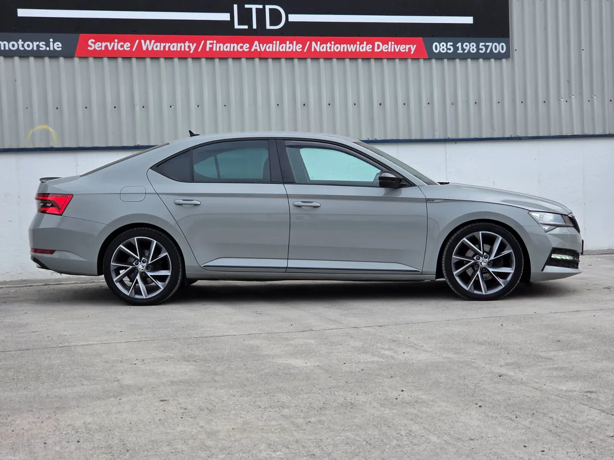 SKODA SUPERB 2.0 150BHP AUTO SPORTLINE STEEL GREY - Image 4