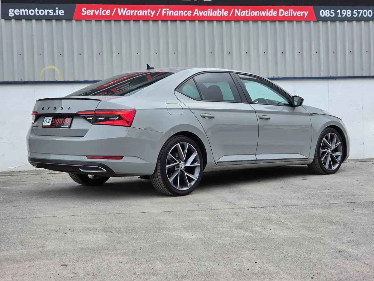 SKODA SUPERB 2.0 150BHP AUTO SPORTLINE STEEL GREY - Image 6