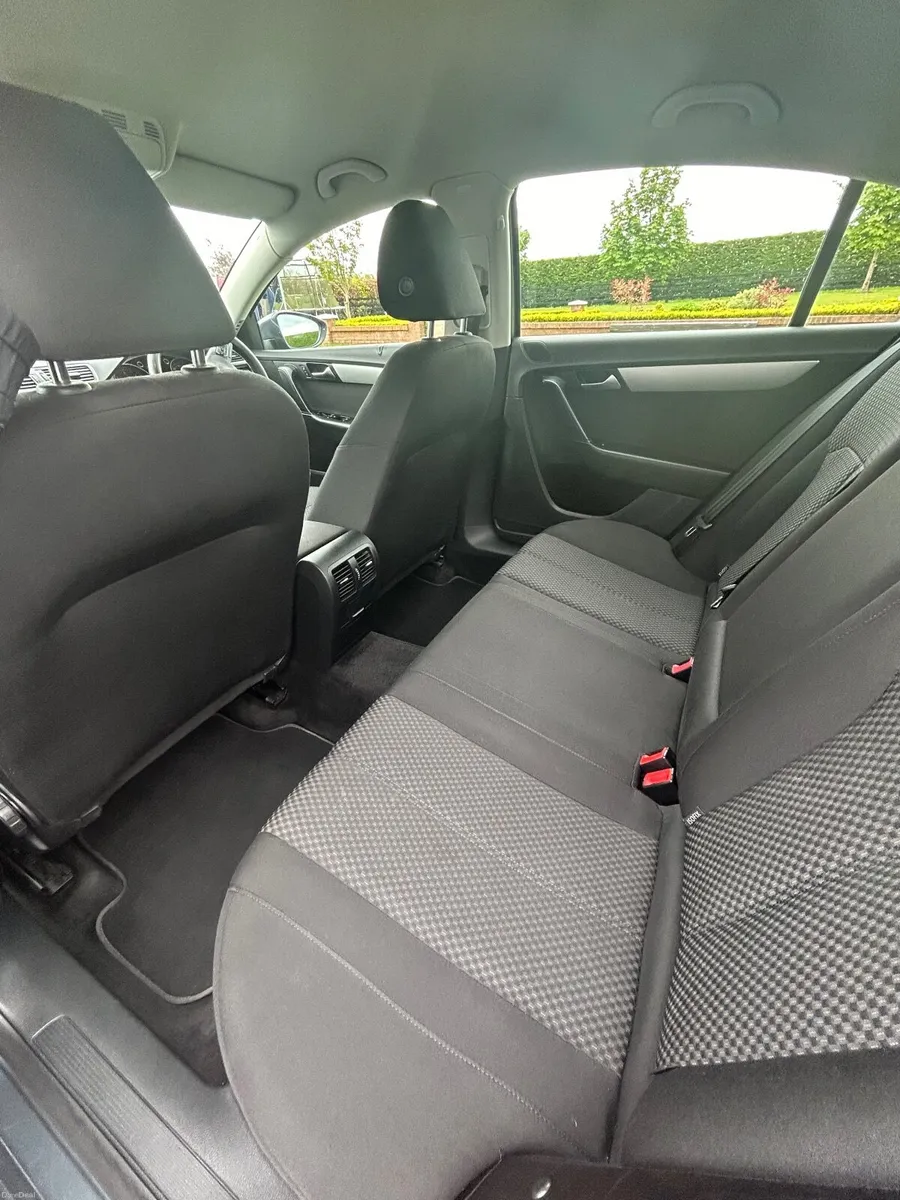 2013 Volkswagen Passat 2.0 litre Diesel - Image 5