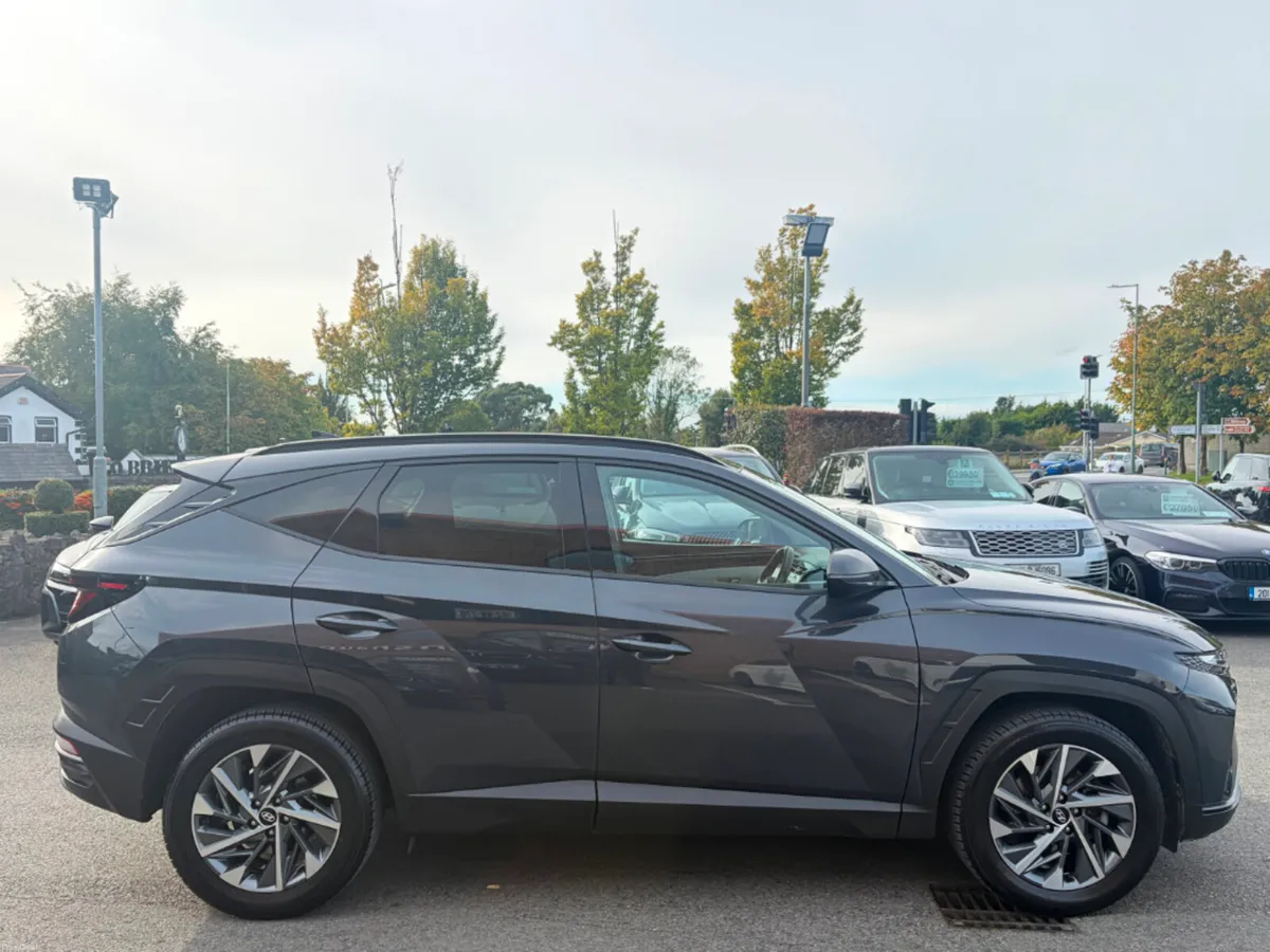 Hyundai Tucson Executive 1.6 Diesel 5DR *Great Spe - Image 4