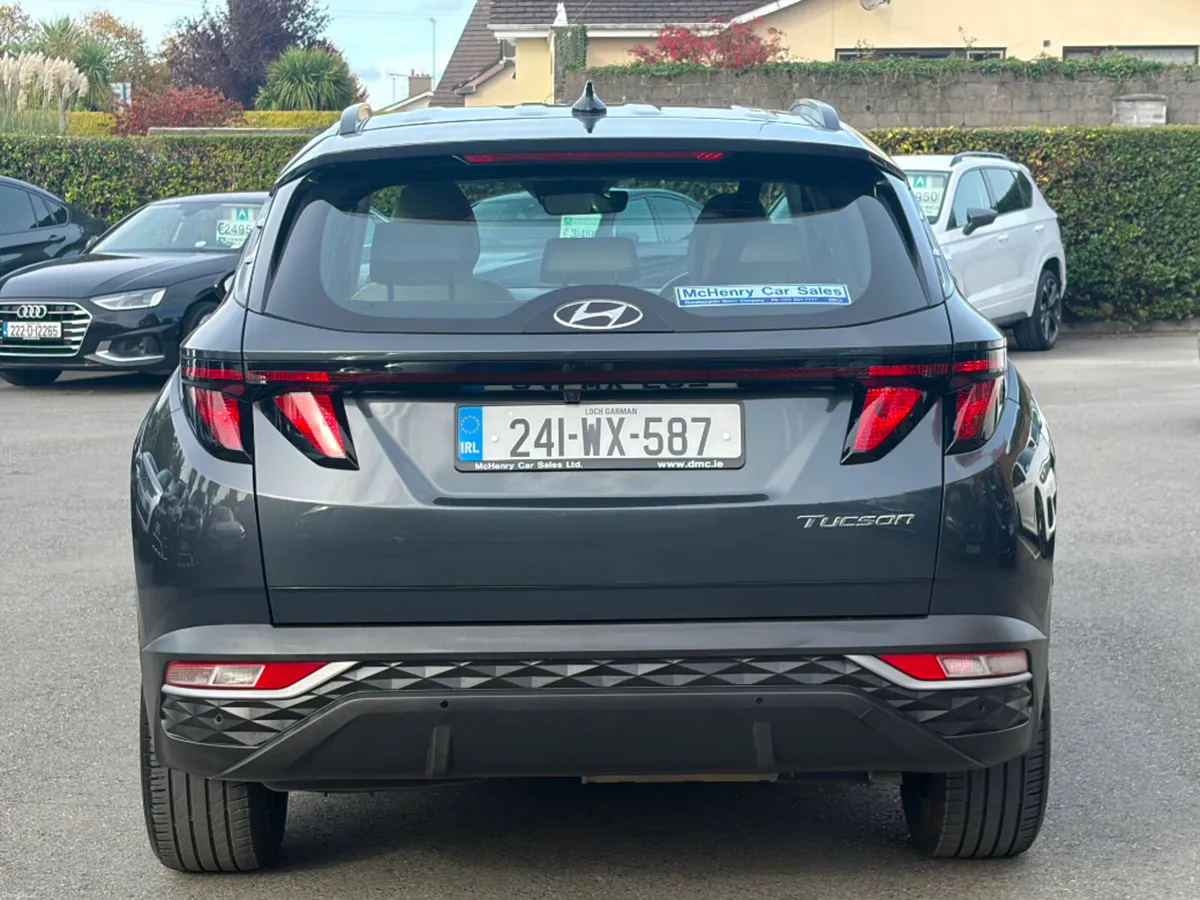 Hyundai Tucson Executive 1.6 Diesel 5DR *Great Spe - Image 6