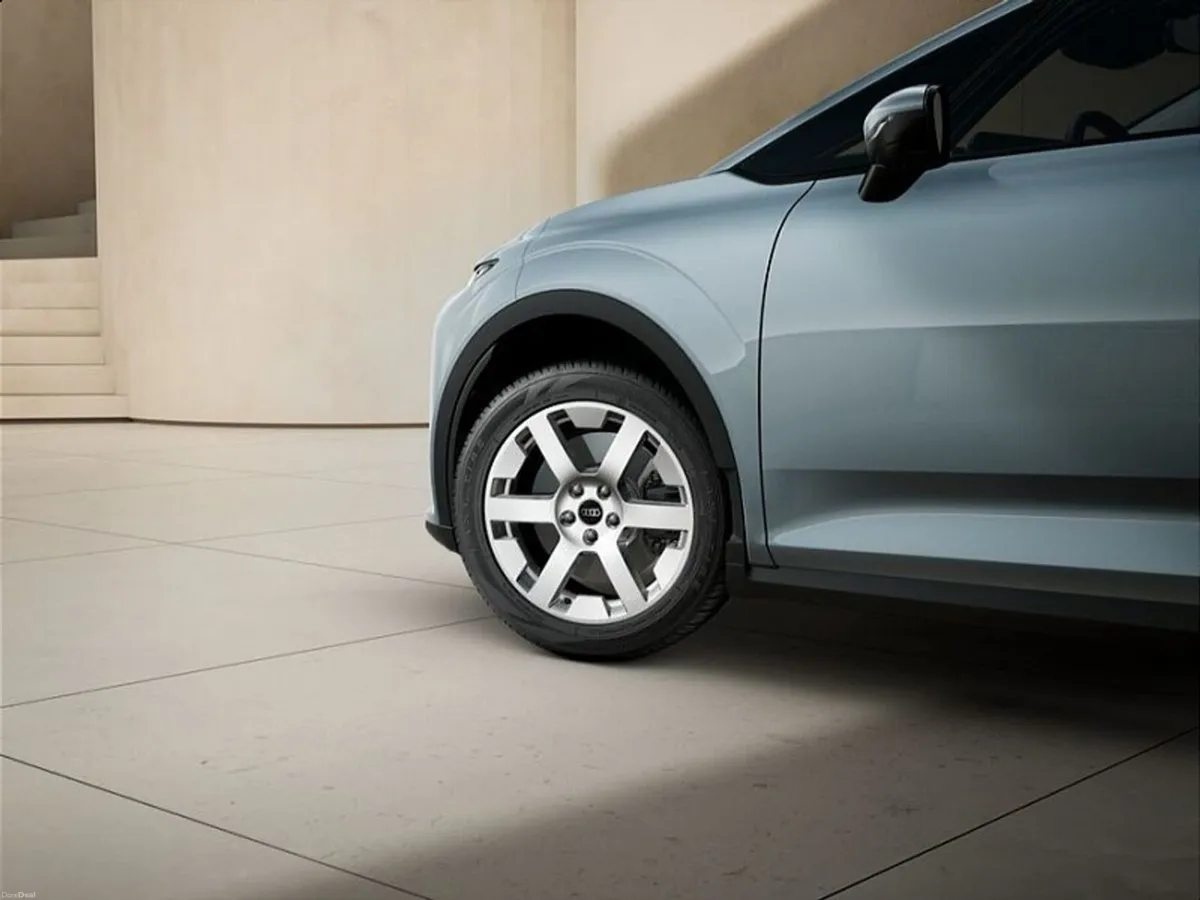 Audi A2 Advance e-tron 125,00 kW - Image 6