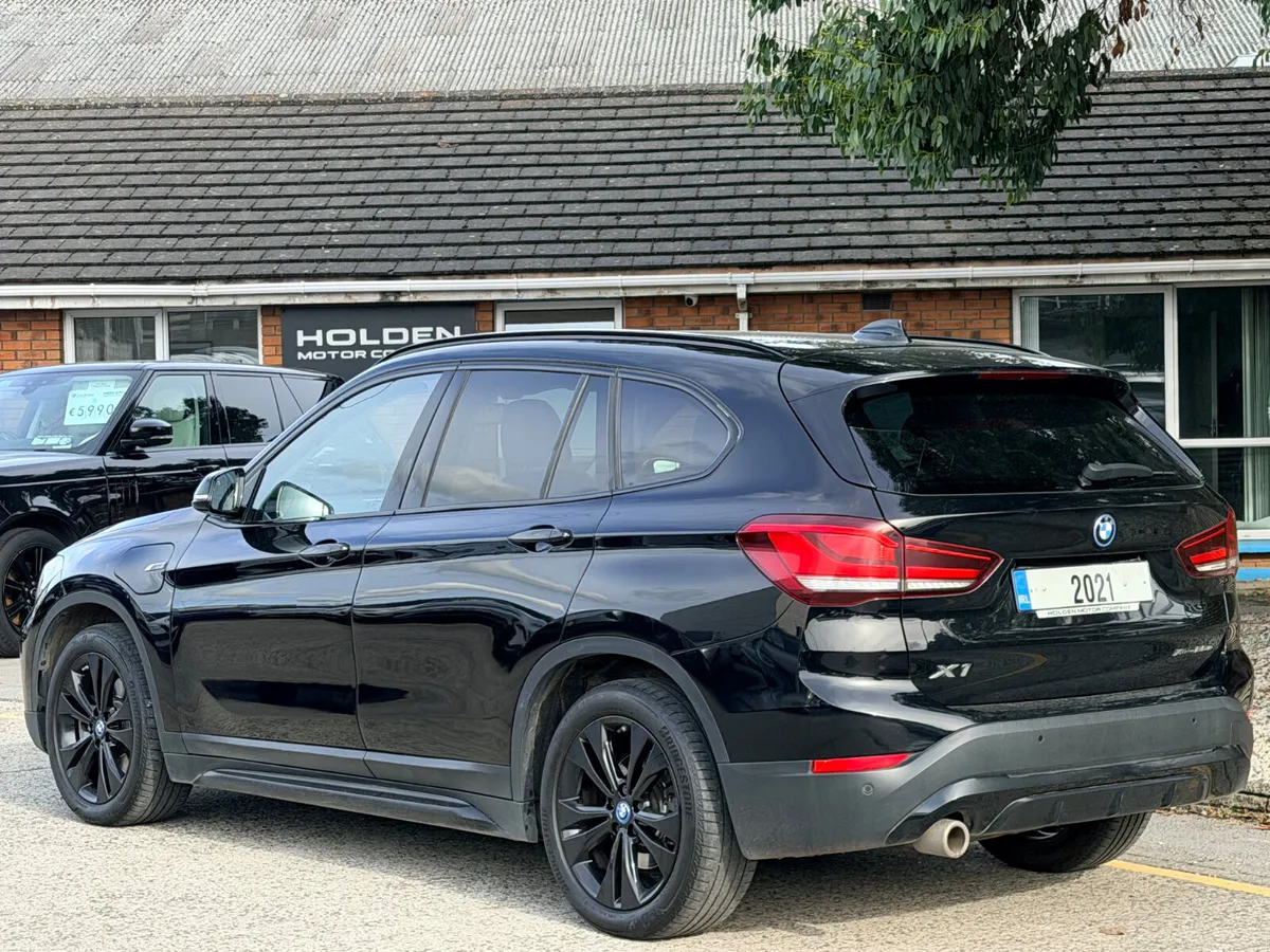 2022 BMW X1..X DRIVE..2 KEYS - Image 4