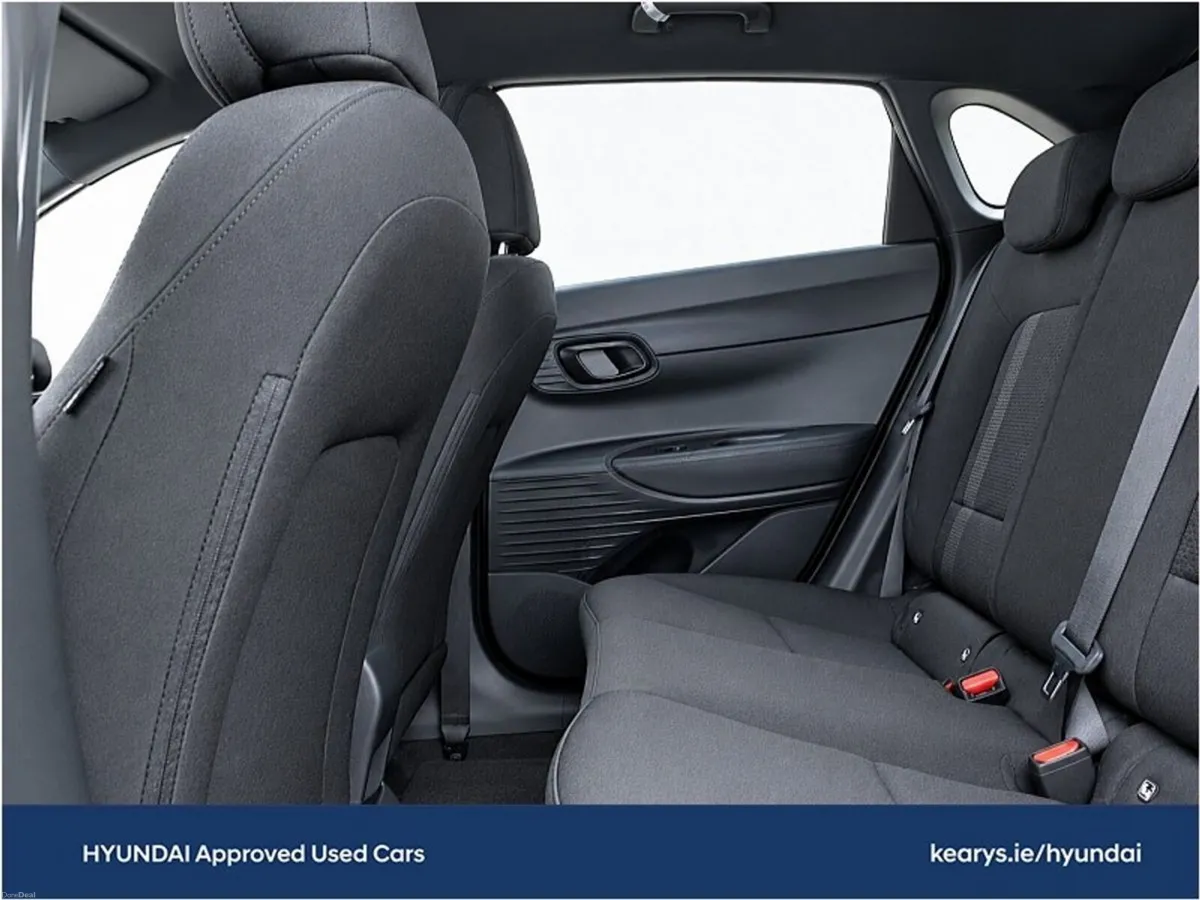 Hyundai i20 Deluxe Plus Auto - Image 4