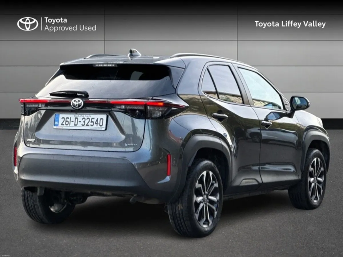 Toyota Yaris Cross YARIS CROSS LUNA SPORT - Image 2