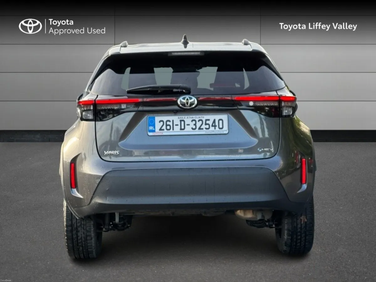 Toyota Yaris Cross YARIS CROSS LUNA SPORT - Image 4