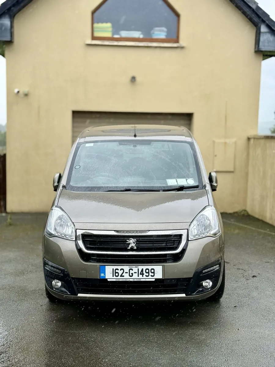 Peugeot Partner Tepee 2016 - Image 2