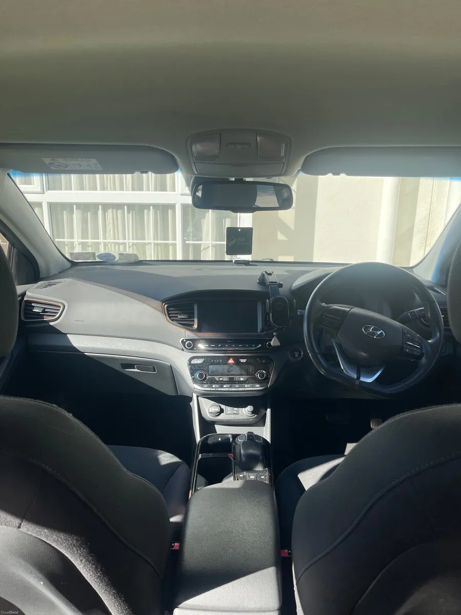 Hyundai IONIQ 2017 - Image 3