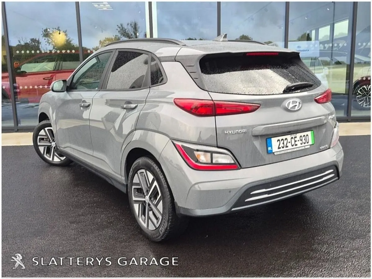 Hyundai KONA Kona EV Executive 39 kWh - Image 4
