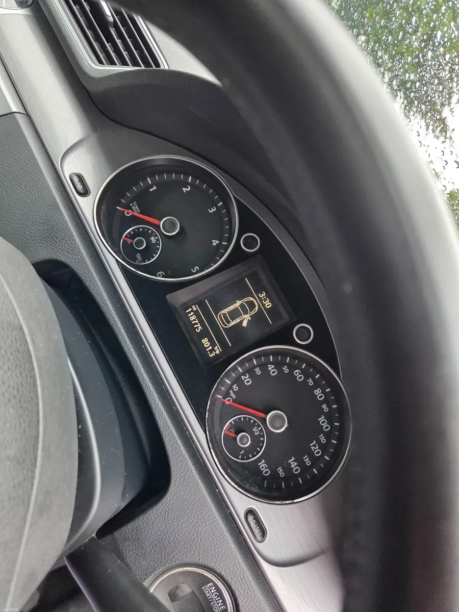 Volkswagen Passat 2014 - Image 5
