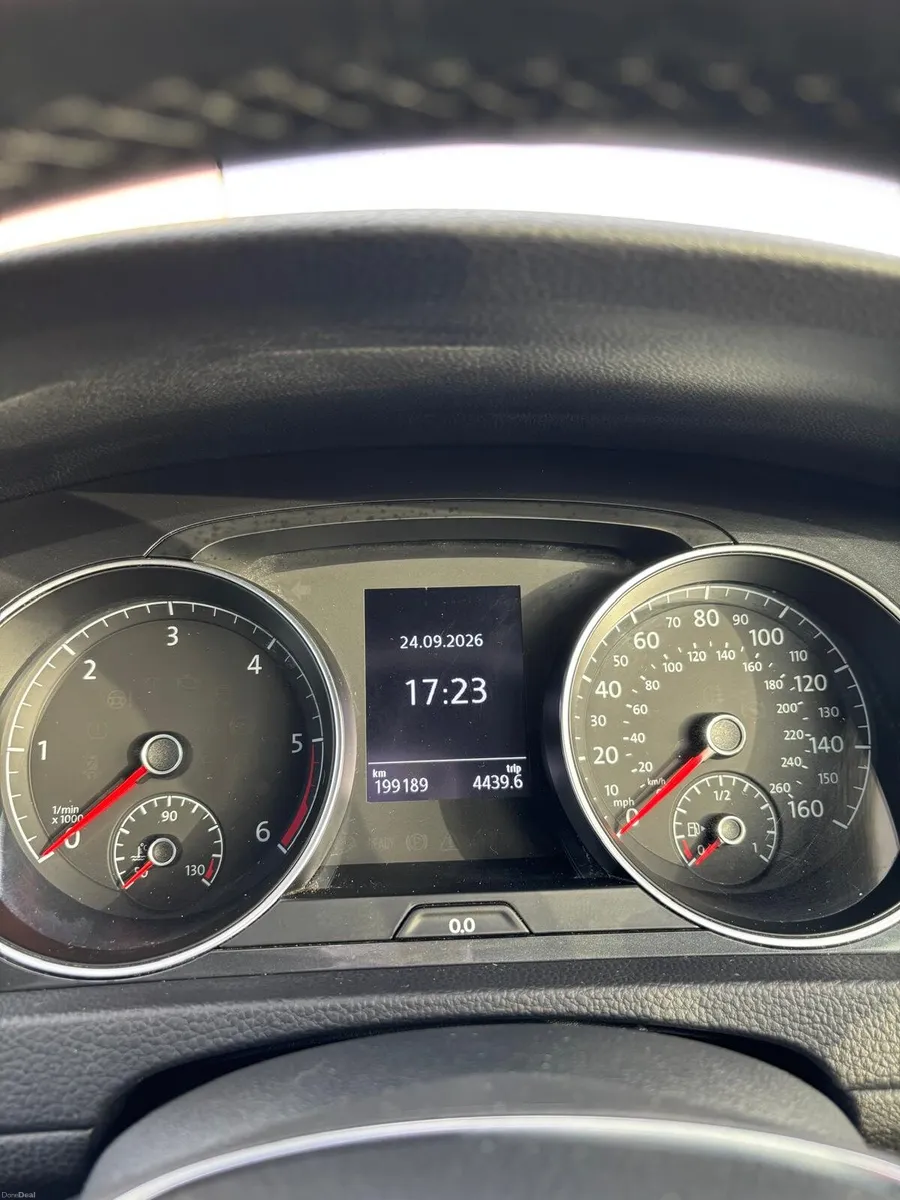 2019 Volkswagen Golf - Image 6