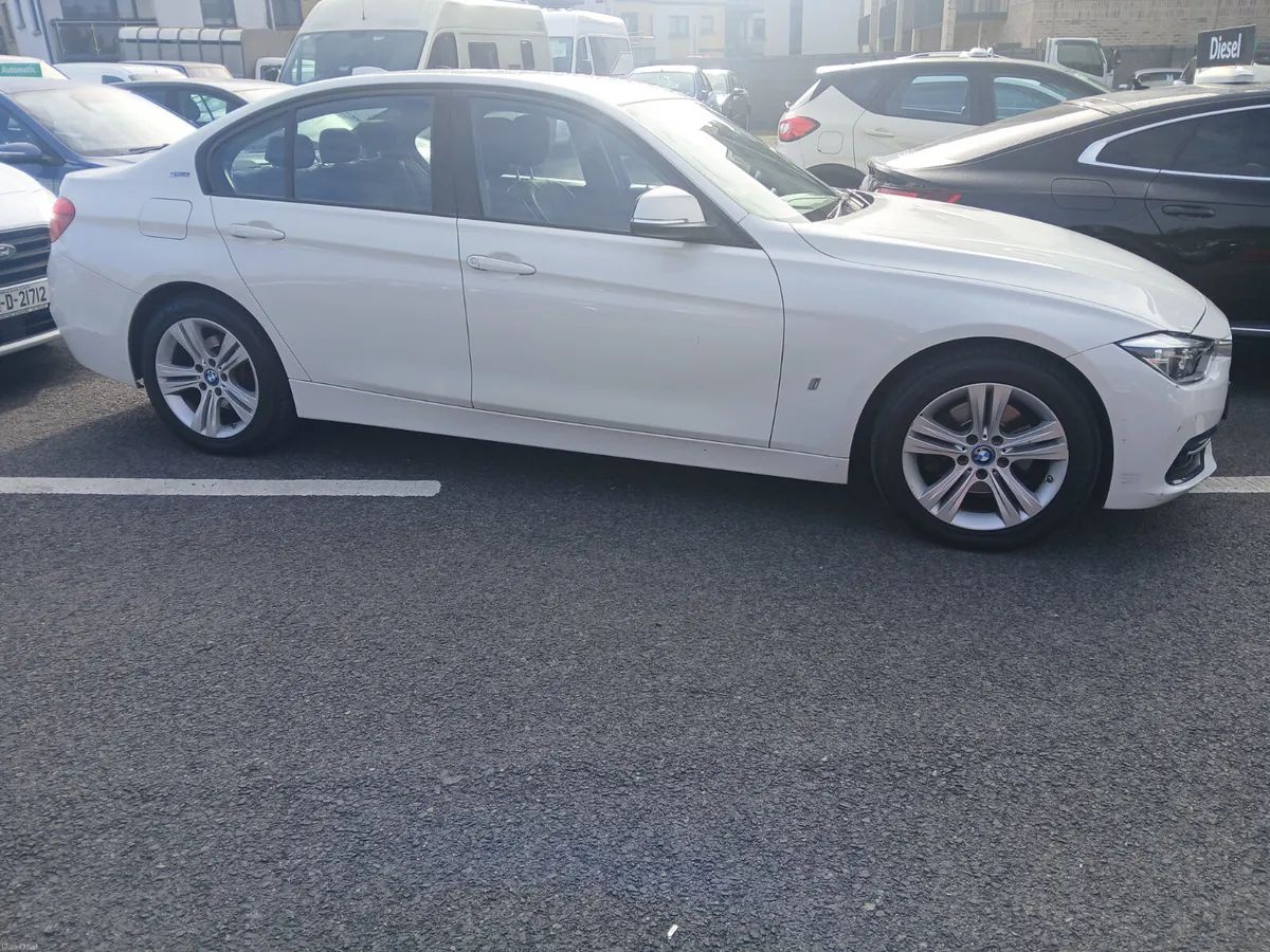 BMW 330e hybrid low mileage 2018 - Image 5