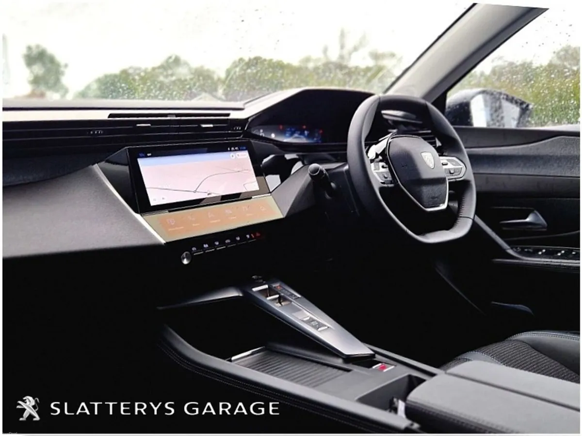 Peugeot 308 Electric 156bhp 54 kWh Allure 400kms W - Image 2