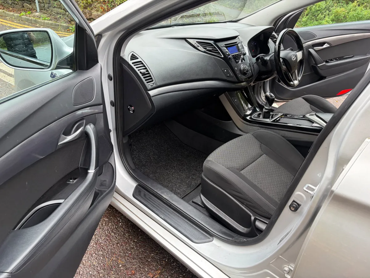 Hyundai i40 2015 - Image 6