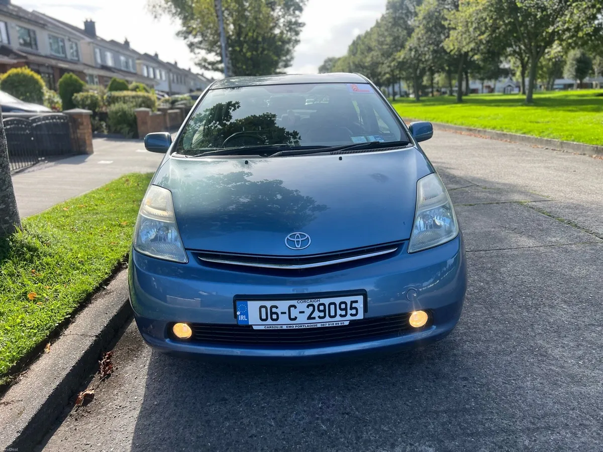 Toyota Prius 1.5 hybrid (low mileage) - Image 2