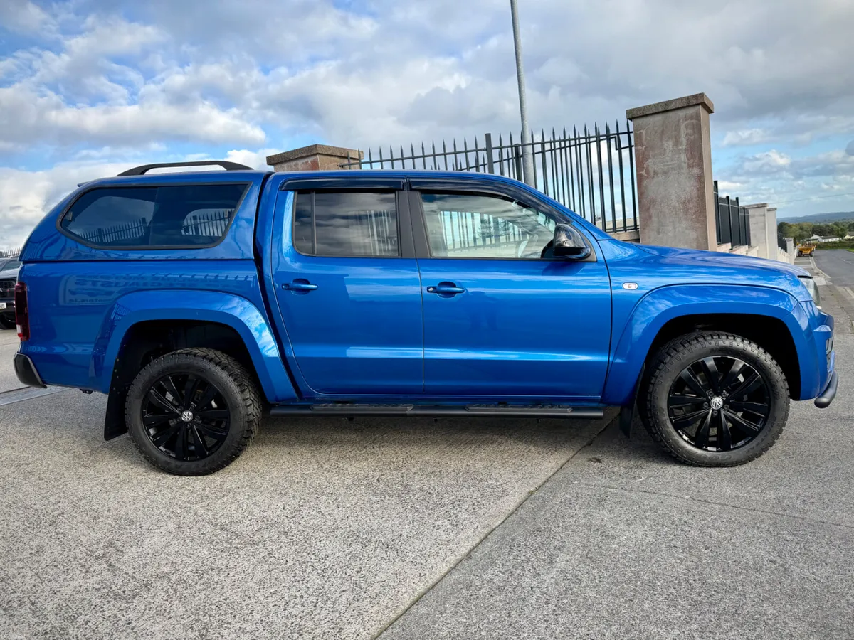2020 Volkswagen Amarok GENUINE BLACK EDITION!! - Image 6