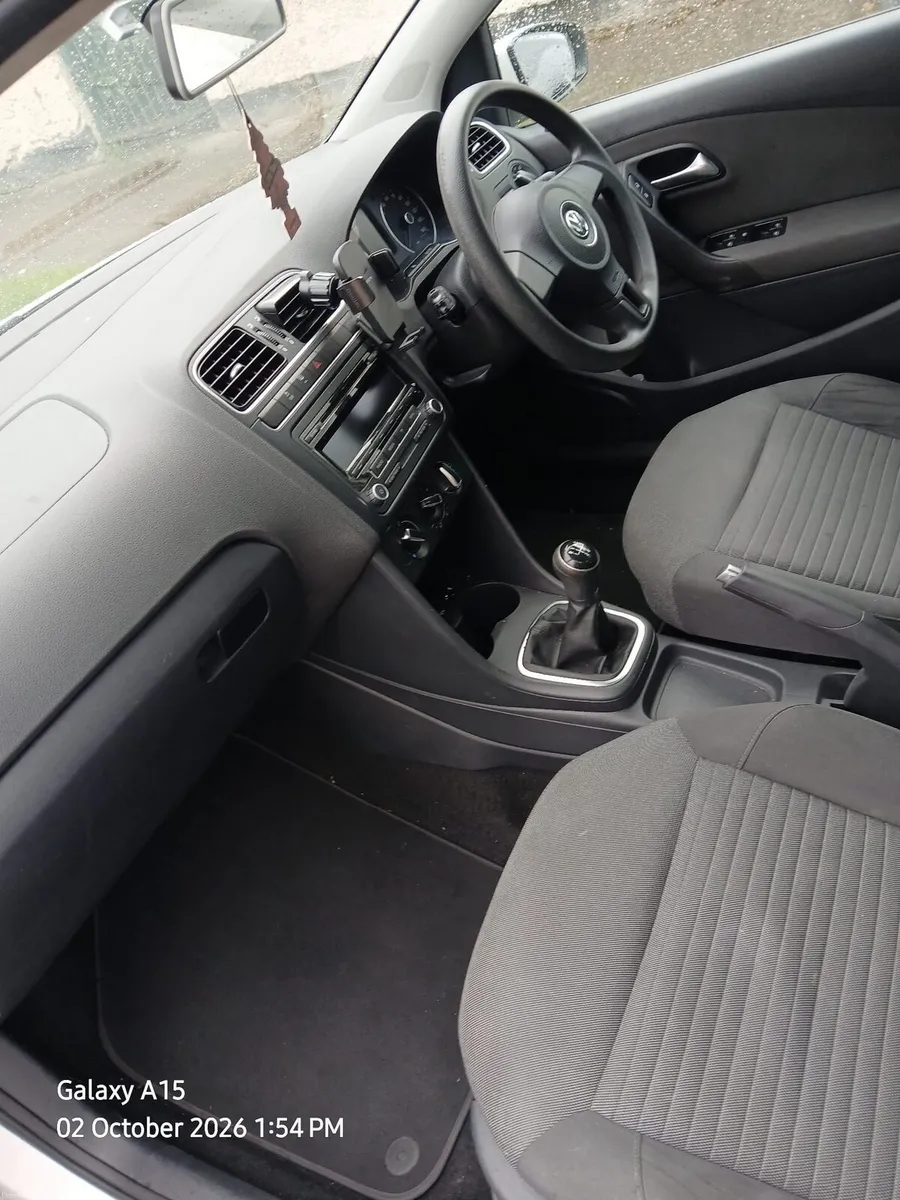 2013 Volkswagen Polo - Image 5