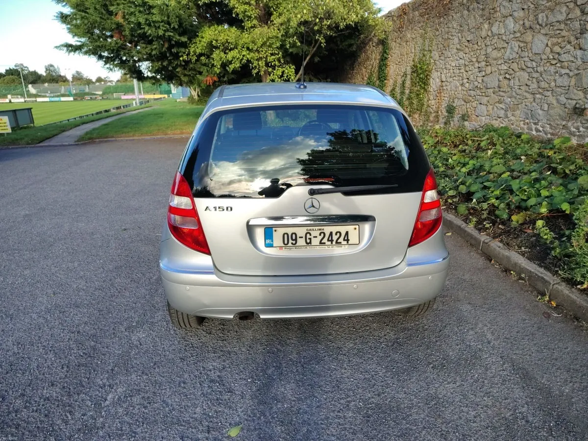 Mercedes-Benz A-Class 2009 - Image 2