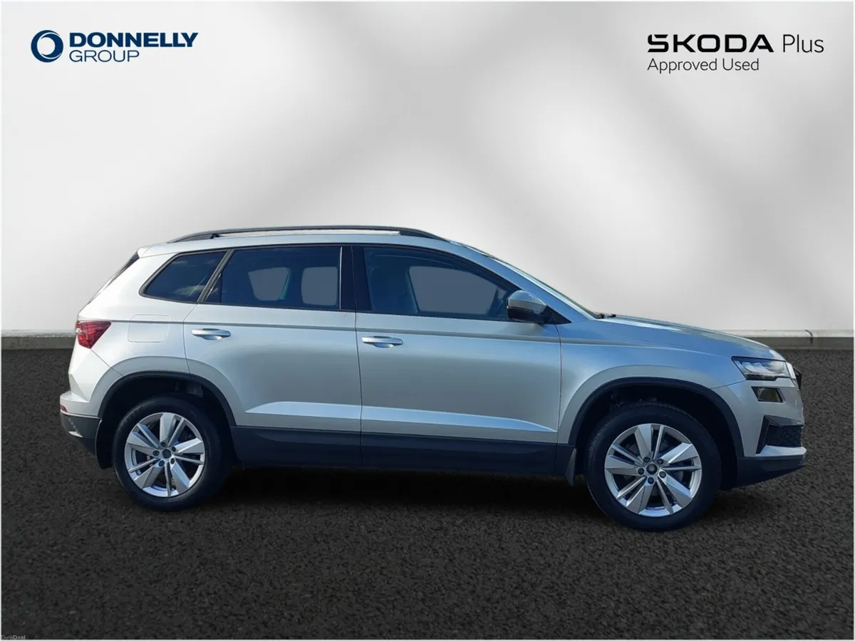 Skoda KAROQ 1.0 TSI SE Drive 5dr - Image 4