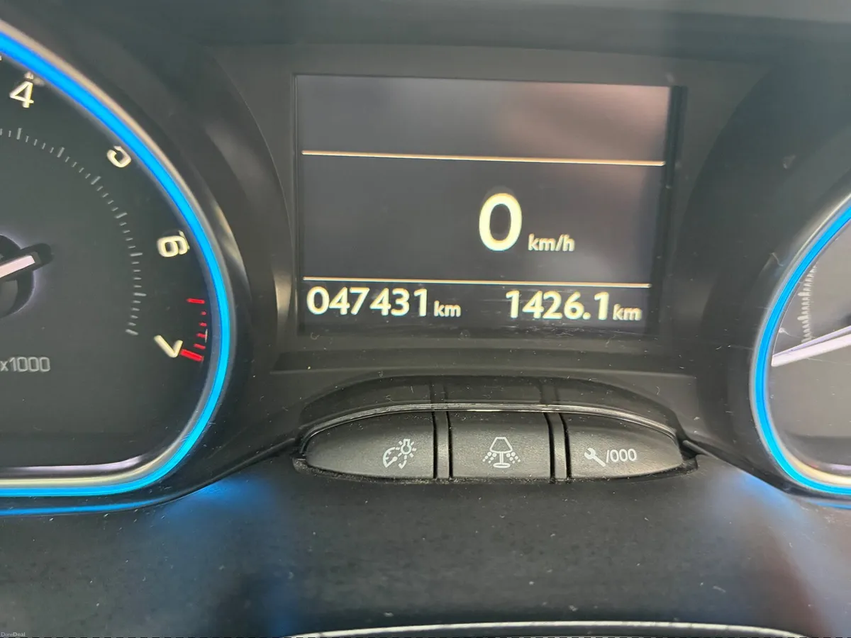 Peugeot 2008 2016 - Image 2