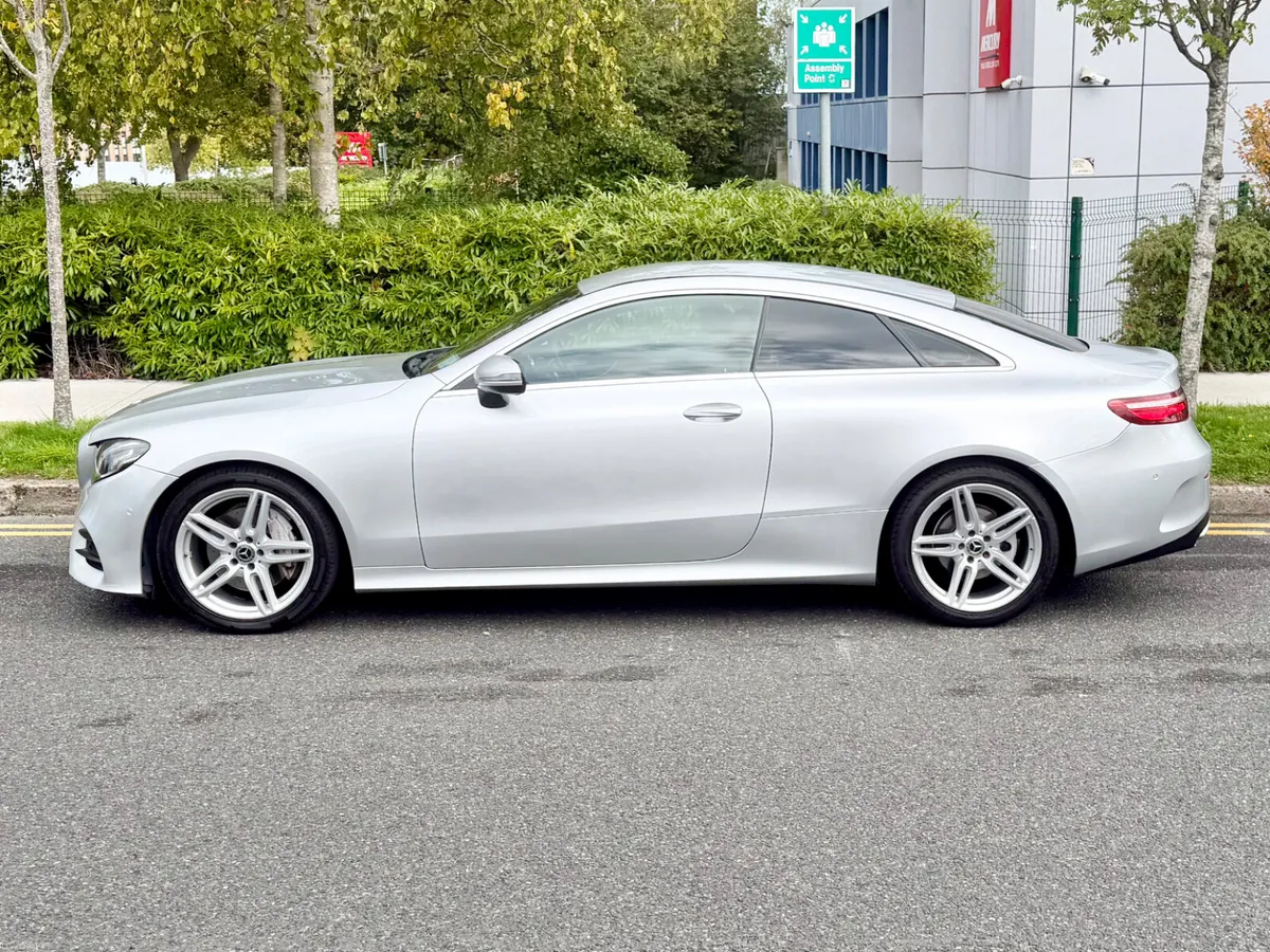 Mercedes-Benz E-Class 2018!!COUPE!!AMG LINE!! - Image 4
