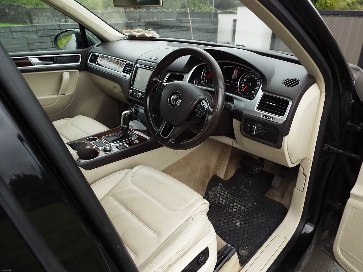 Volkswagen Touareg 2016 - Image 4