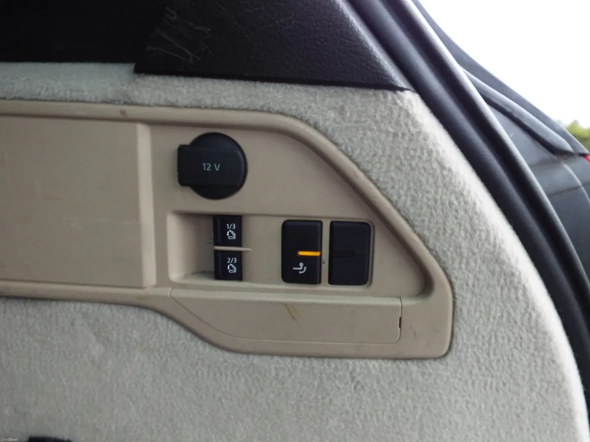 Volkswagen Touareg 2016 - Image 6