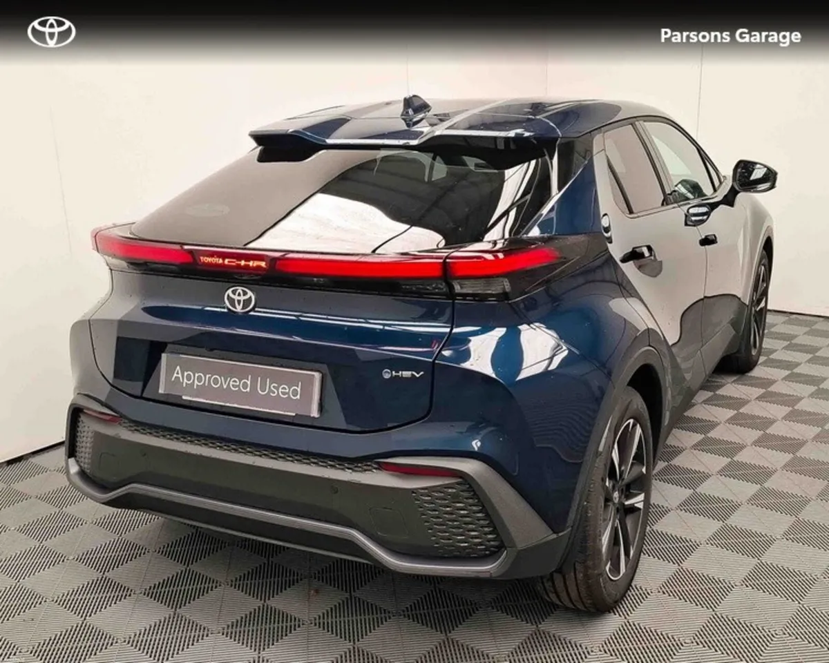 Toyota C-HR C-HR HEV Sport - Image 2