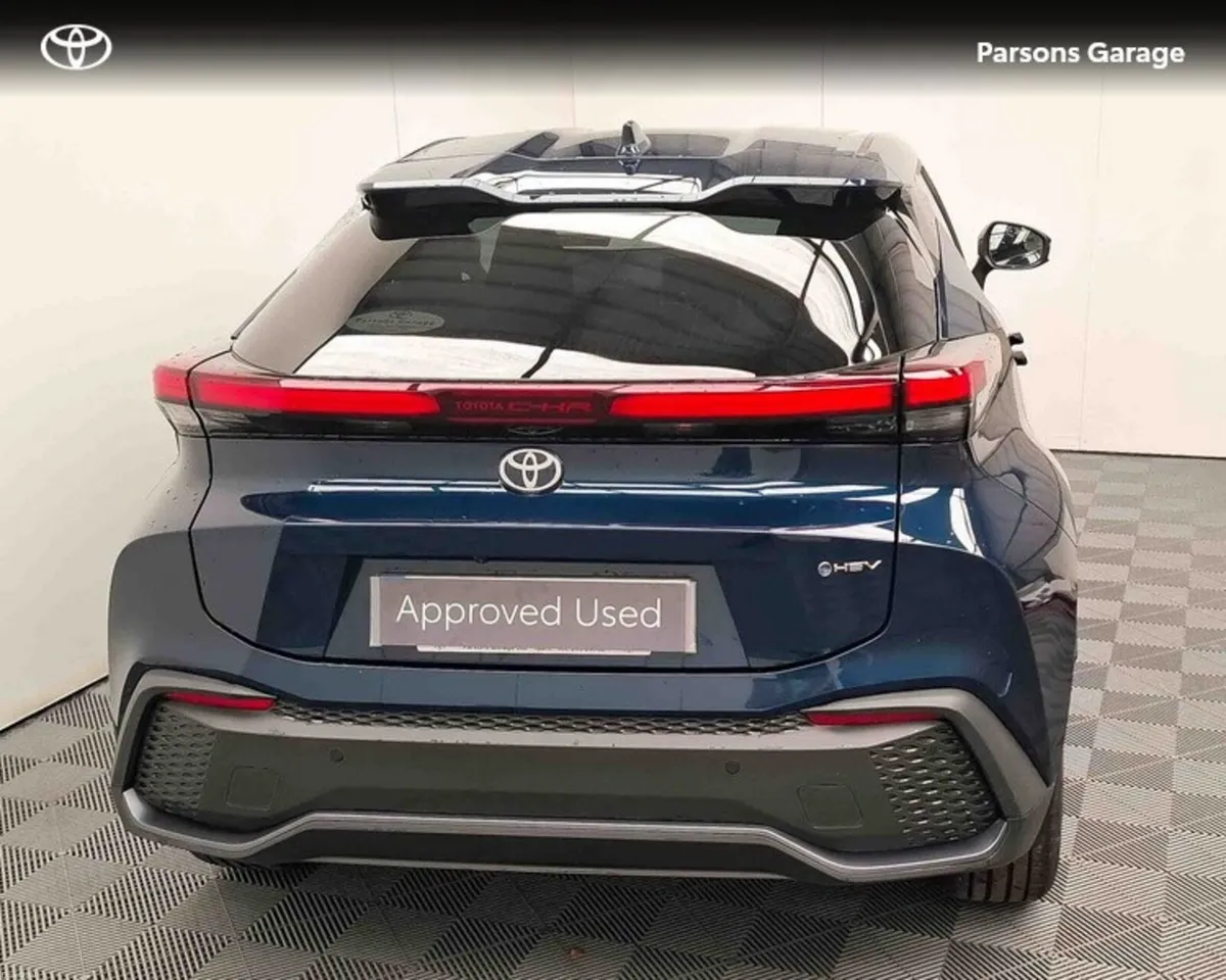 Toyota C-HR C-HR HEV Sport - Image 4