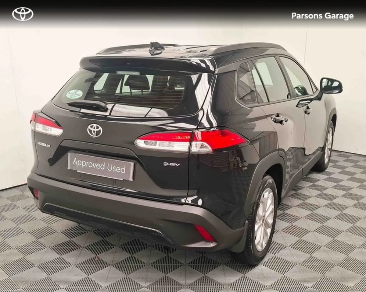 Toyota Corolla Cross COROLLA CROSS 1.8 LUNA - Image 2
