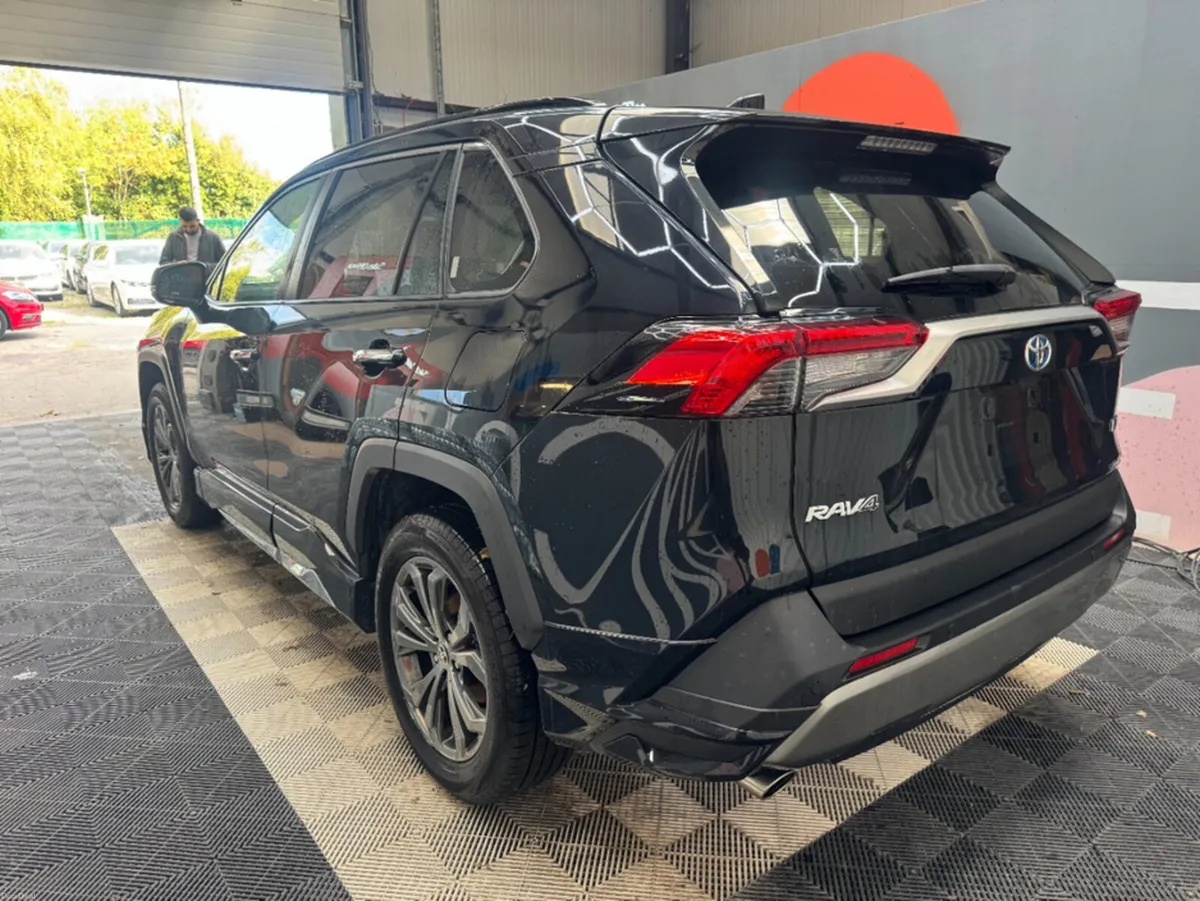 Toyota RAV4 2024 TOYOTA RAV4 5d 4WD HYBRID G AUTOM - Image 5